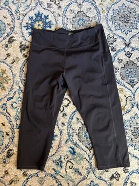 Tek Gear Ultrastretch Capri Leggings